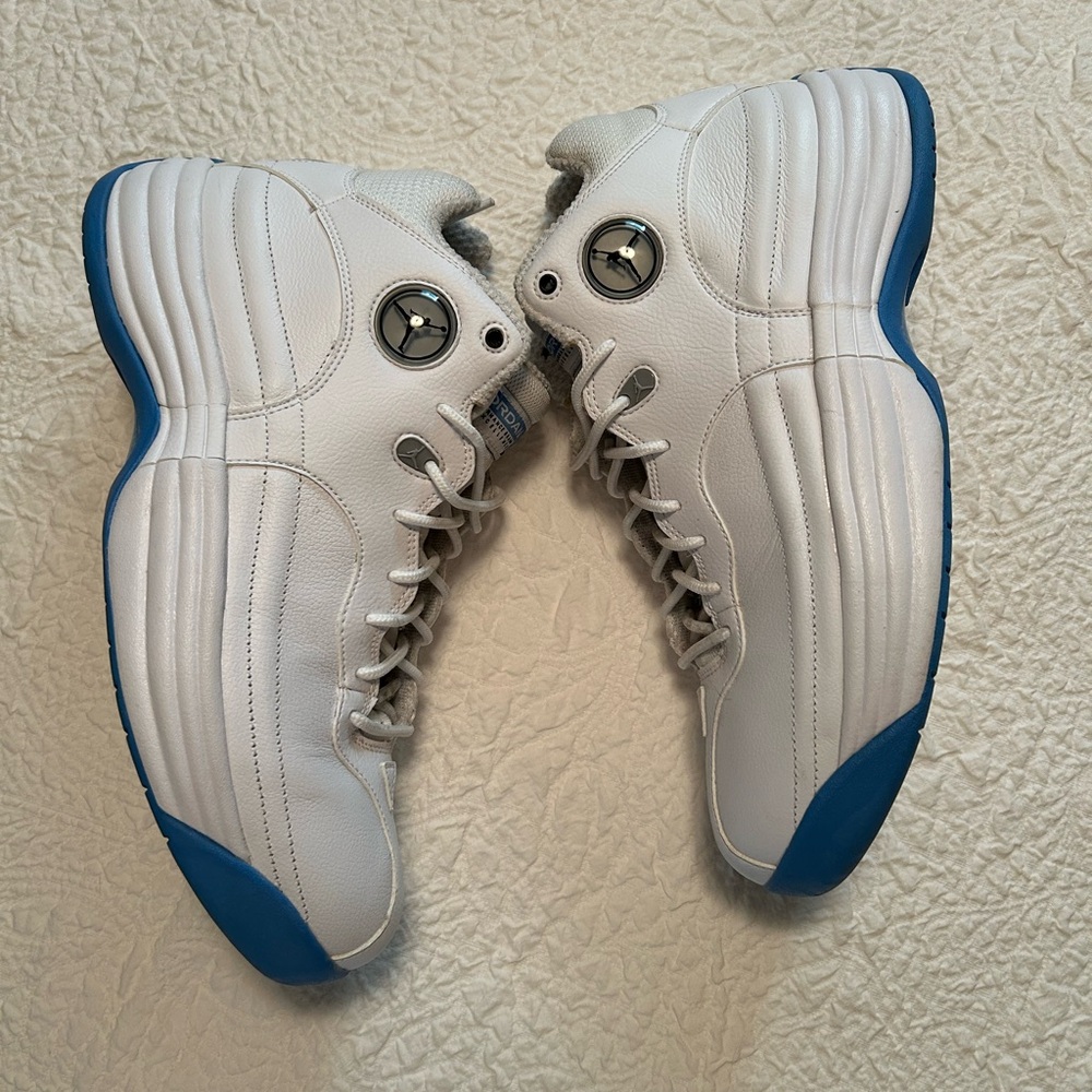 NIKE JUMPMAN size 11
